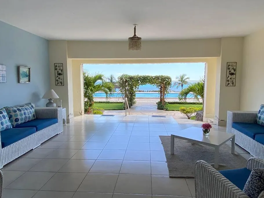 Penthouse Frente A La Playa Apartment La Romana